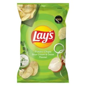 SIMBA LAYS SOUR CREAM ONION 120G